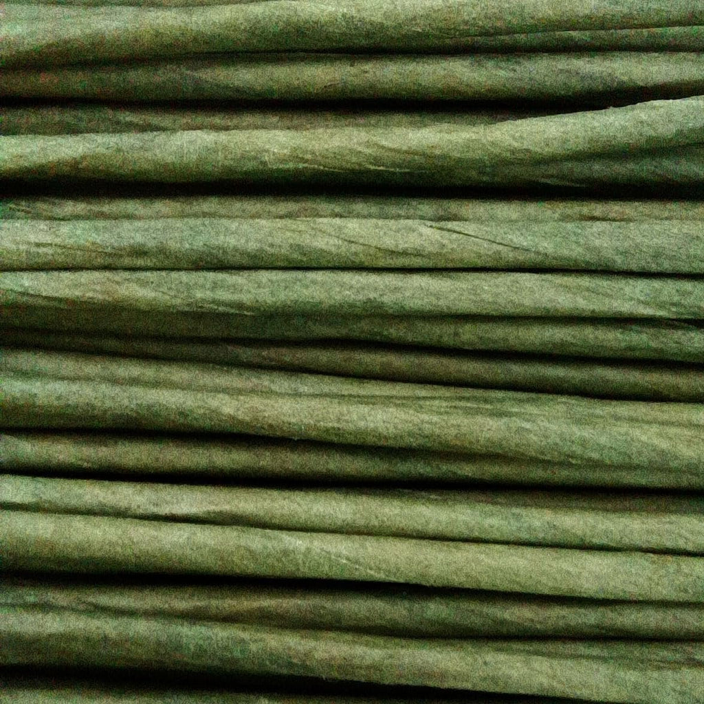 Stack of 100 green floral stem wires, 10 inches long, for DIY craft projects