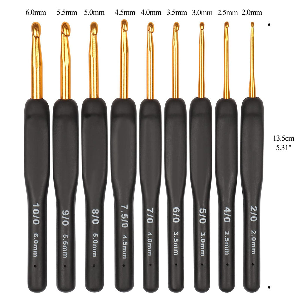 Set of 9 aluminum crochet hooks with black ergonomic handles, showing sizes from 2.0mm to 6.0mm.